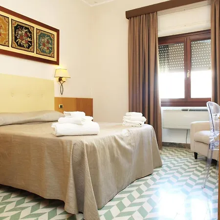 Russo Hotel