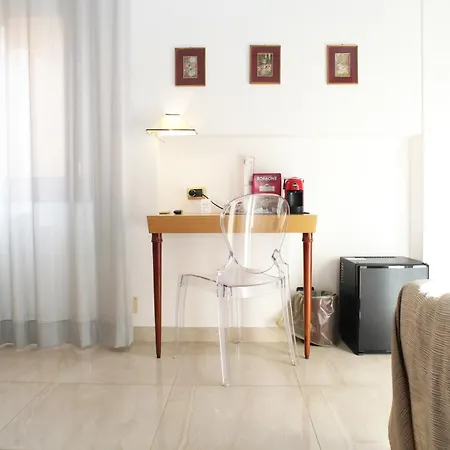 Russo Hotel 3*