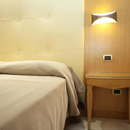 Russo Hotel 3*