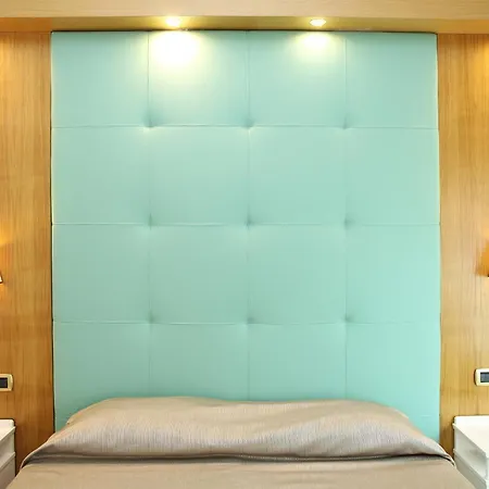 Russo Hotel