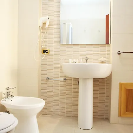 Russo Hotel 3*