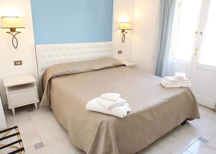 Russo Hotel